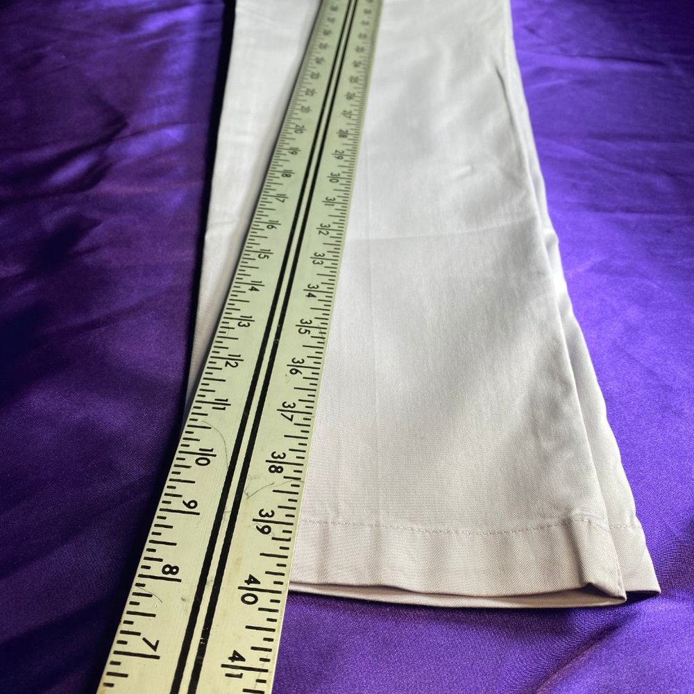 📌Khakis by GAP Cotton light purple Pants - Picture 11 of 14